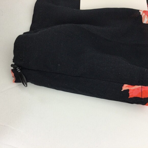 Seek the Label Womens Black Red Floral Crop Top Size Small NWT - Picture 5 of 8